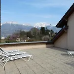 Residel Aparthotel 2*