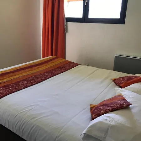 Residel Hotel apartamentowy Sévrier