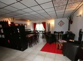 Hotel apartamentowy Residel 2*