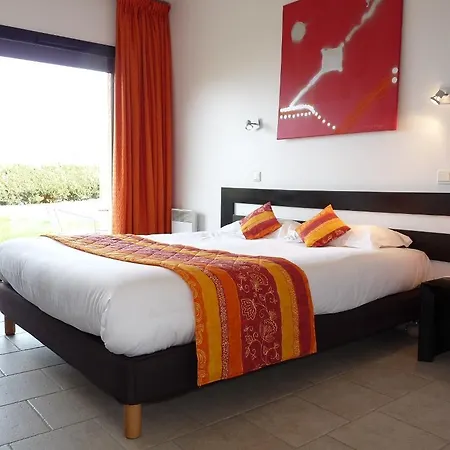 Hotel apartamentowy Residel 2*