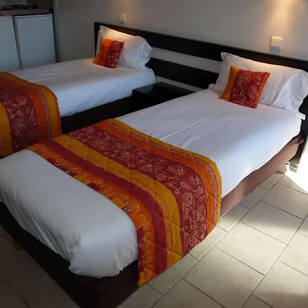 Hotel apartamentowy Residel