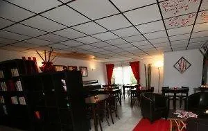 Residel Aparthotel 2*