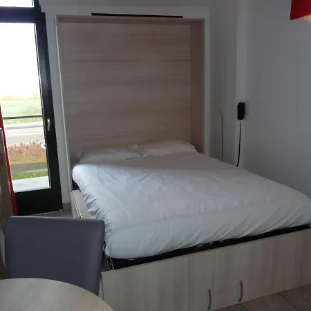 Residel Aparthotel
